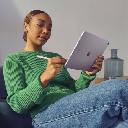 Планшет Apple iPad Air 11" 128Gb (2024) Wi-Fi + Cellular фиолетовый